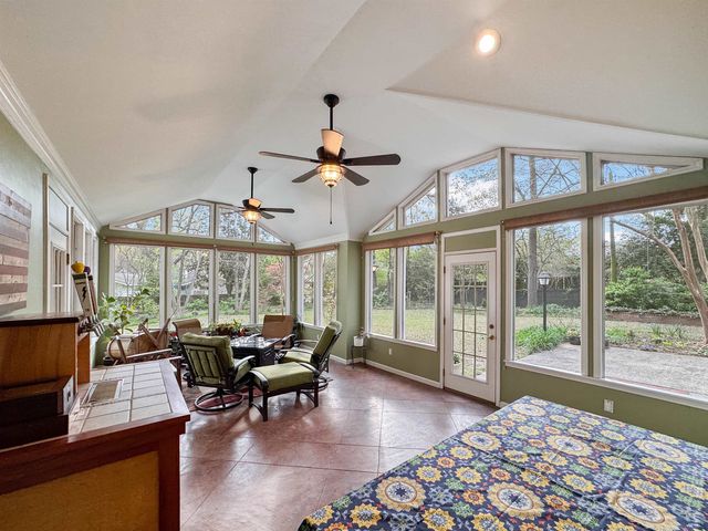 40 N GOODLETT ST, Memphis, TN 38117