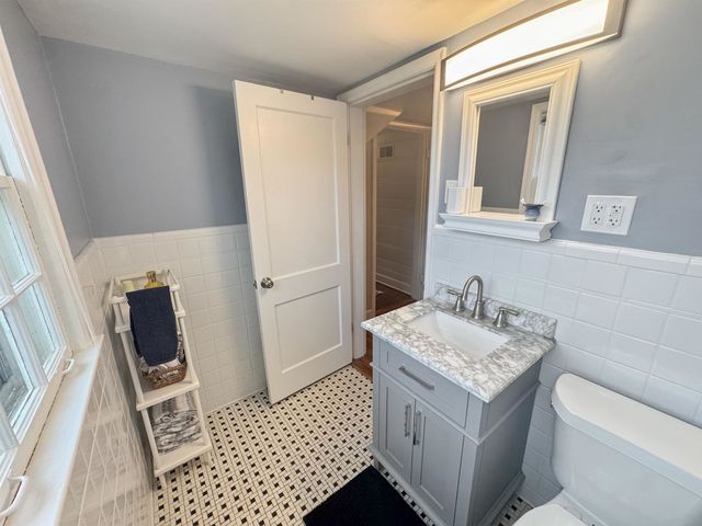 40 N GOODLETT ST, Memphis, TN 38117