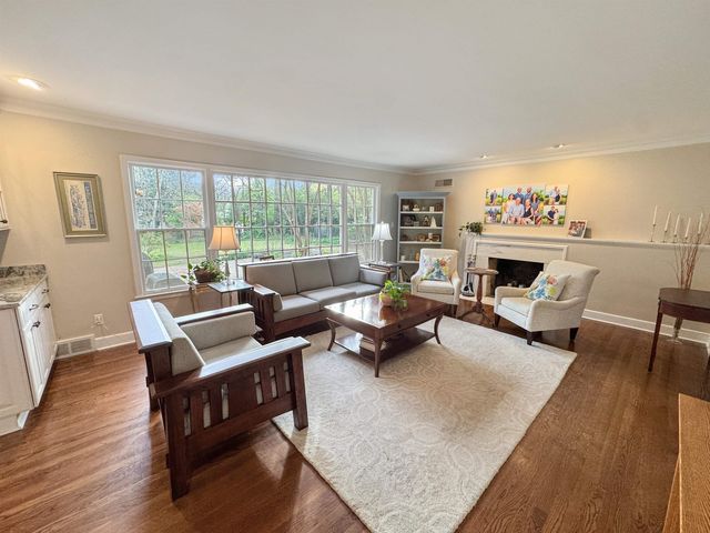 40 N GOODLETT ST, Memphis, TN 38117