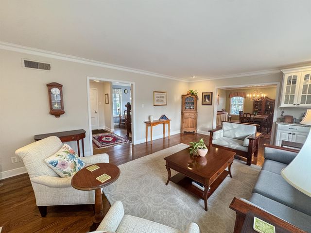 40 N GOODLETT ST, Memphis, TN 38117