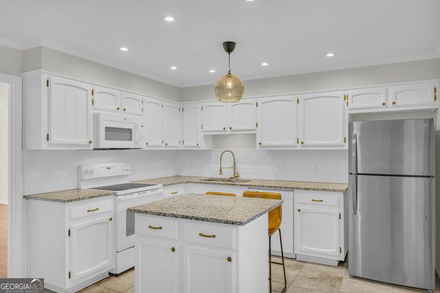 29 N Stratford Drive, Athens, GA 30605