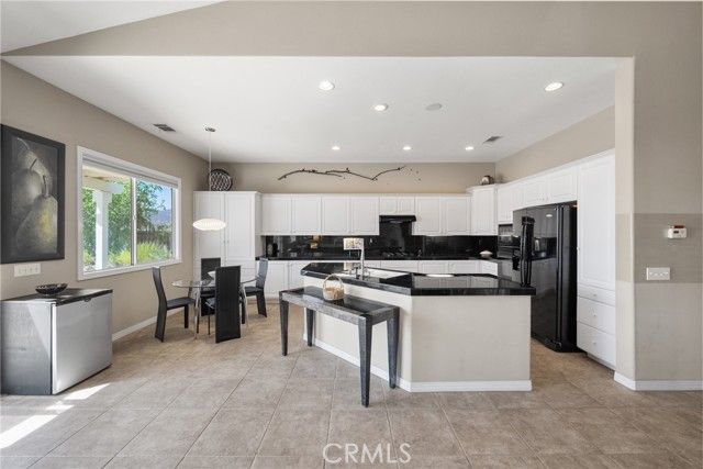 36220 Madora Drive, Wildomar, CA 92595