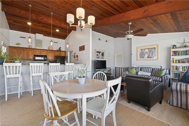 2573 Sandpiper RD, Virginia Beach, VA 23456