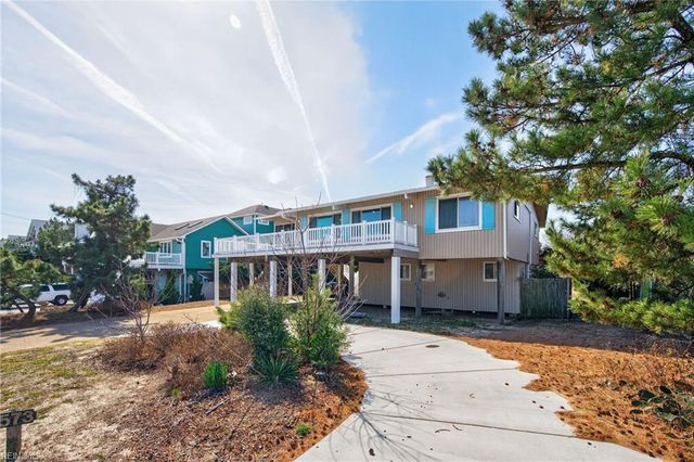 2573 Sandpiper RD, Virginia Beach, VA 23456