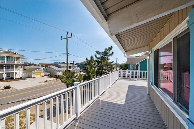 2573 Sandpiper RD, Virginia Beach, VA 23456