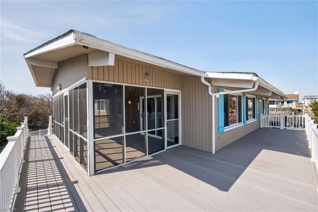 2573 Sandpiper RD, Virginia Beach, VA 23456