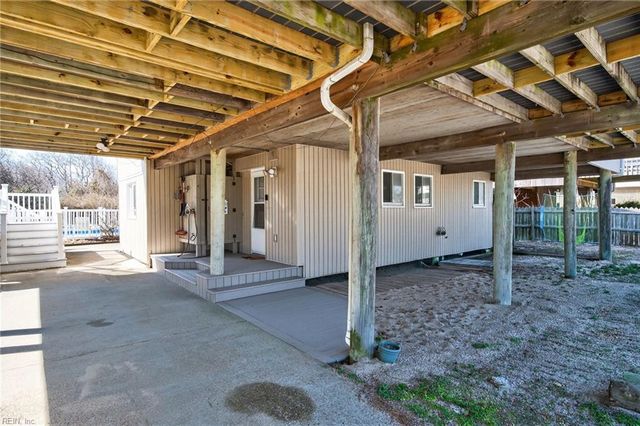 2573 Sandpiper RD, Virginia Beach, VA 23456