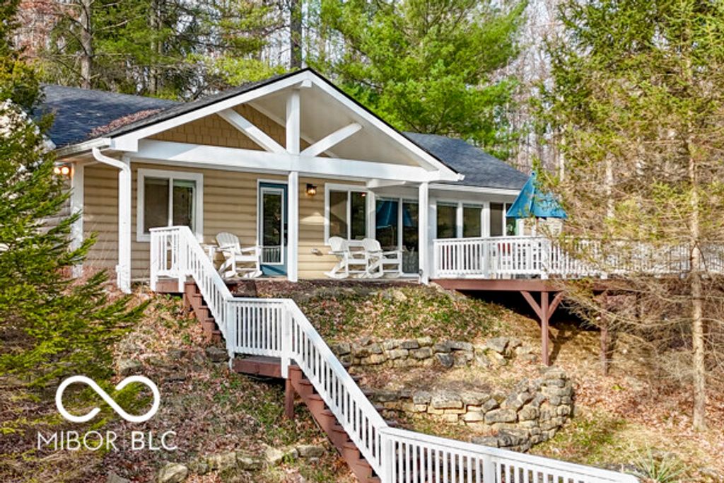 8279 Aspen Drive, Nineveh, IN 46164