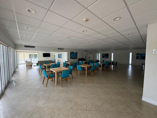 1160 N FEDERAL Highway 315, Fort Lauderdale, FL 33304