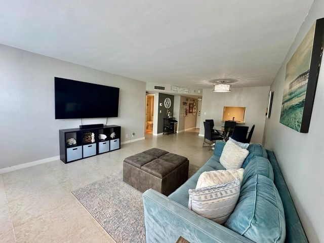 1160 N FEDERAL Highway 315, Fort Lauderdale, FL 33304