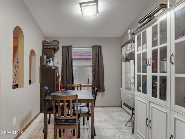 11908 KINGS CREST Drive, El Paso, TX 79936