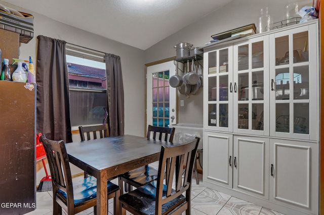 11908 KINGS CREST Drive, El Paso, TX 79936