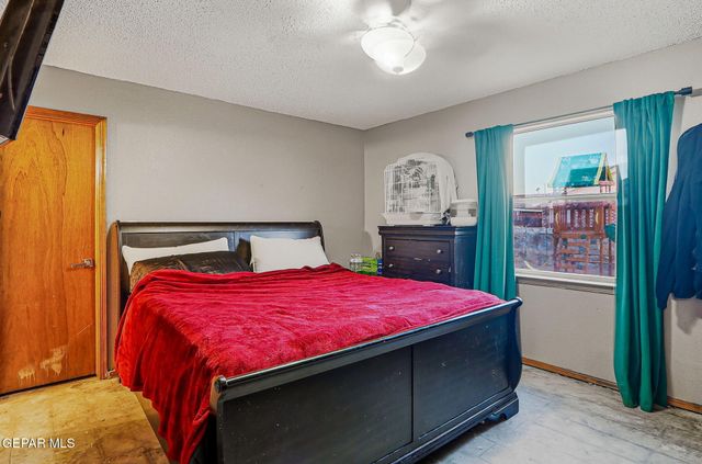 11908 KINGS CREST Drive, El Paso, TX 79936