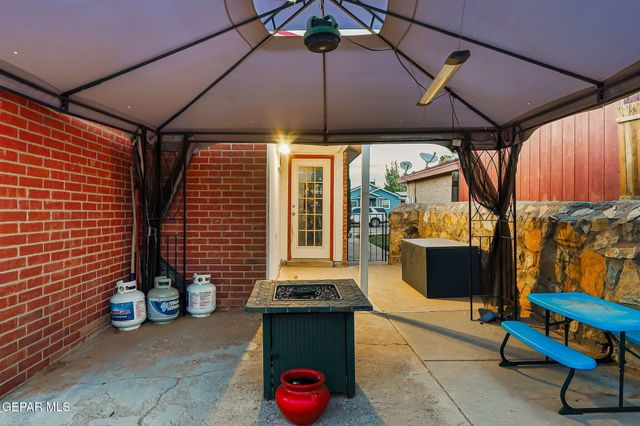 11908 KINGS CREST Drive, El Paso, TX 79936