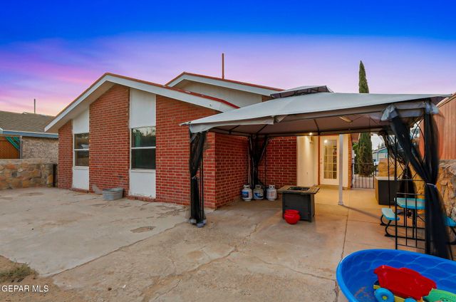 11908 KINGS CREST Drive, El Paso, TX 79936