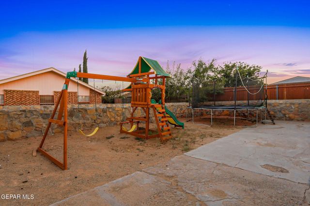 11908 KINGS CREST Drive, El Paso, TX 79936