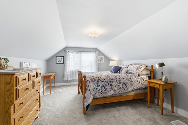 3034 Kenlawn Street, Columbus, OH 43224