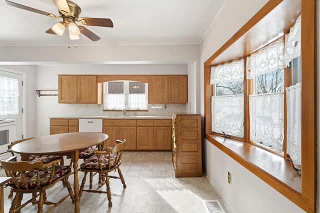 3034 Kenlawn Street, Columbus, OH 43224