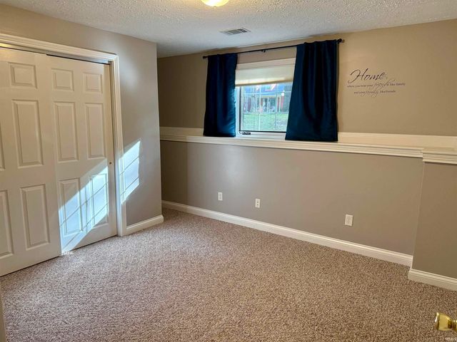 1756 Chickory Lane, Rochester, IN 46975