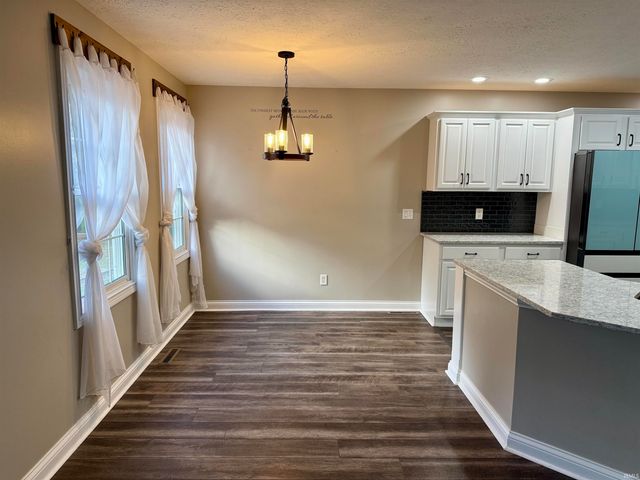 1756 Chickory Lane, Rochester, IN 46975