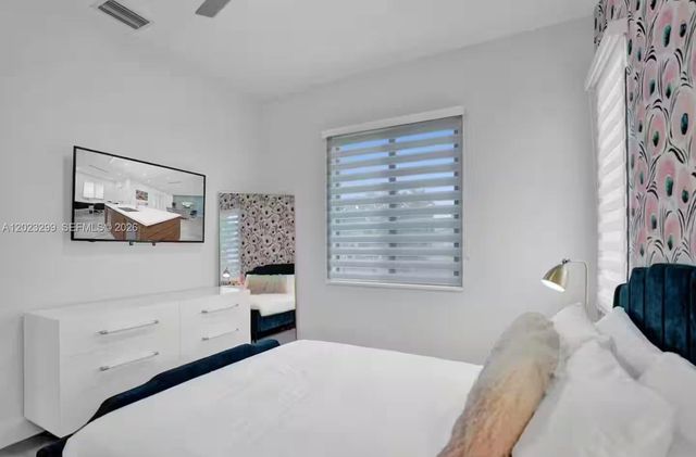 1930 SW 36th Avenue, Fort Lauderdale, FL 33312