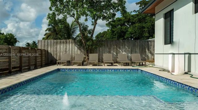 1930 SW 36th Avenue, Fort Lauderdale, FL 33312