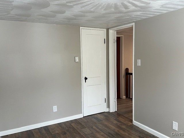 1672 Wesley Avenue, Utica, NY 13502