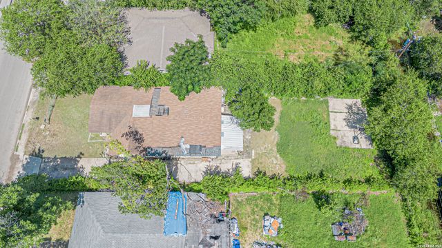 3719 W TRAVIS ST, San Antonio, TX 78207