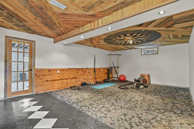 1516 Dorchester Drive, Colorado Springs, CO 80905