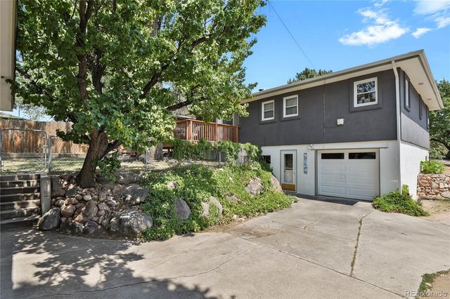 1516 Dorchester Drive, Colorado Springs, CO 80905
