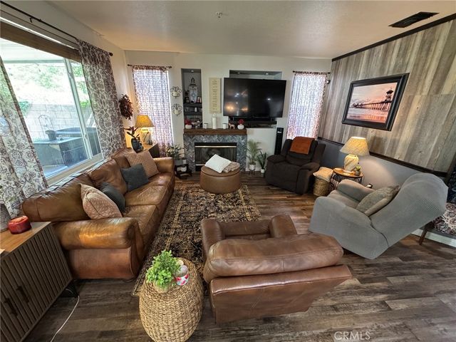 5392 Bullpen Drive, Fontana, CA 92336