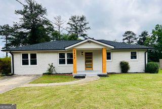 2649 Oak Circle, Ellenwood, GA 30294