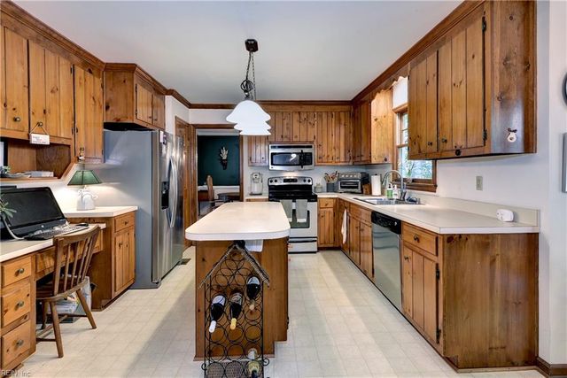 3340 Timber RDG, Williamsburg, VA 23185