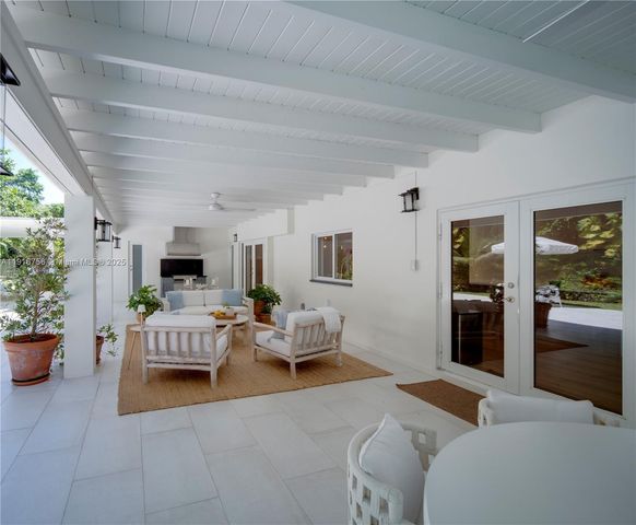 11905 SW 67th Ave 0, Pinecrest, FL 33156