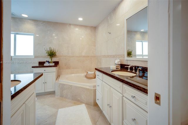 11905 SW 67th Ave 0, Pinecrest, FL 33156