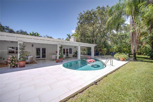 11905 SW 67th Ave 0, Pinecrest, FL 33156