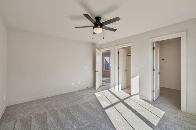 5548 Sinclair St, Murfreesboro, TN 37127