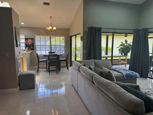 6803 Bitterbush Place, Boynton Beach, FL 33472