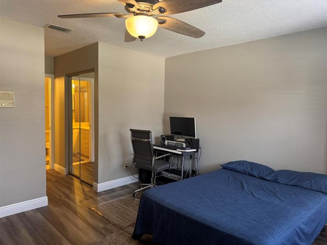 6803 Bitterbush Place, Boynton Beach, FL 33472