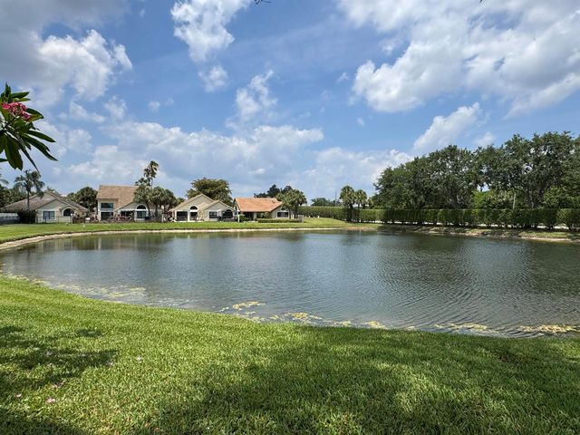 6803 Bitterbush Place, Boynton Beach, FL 33472