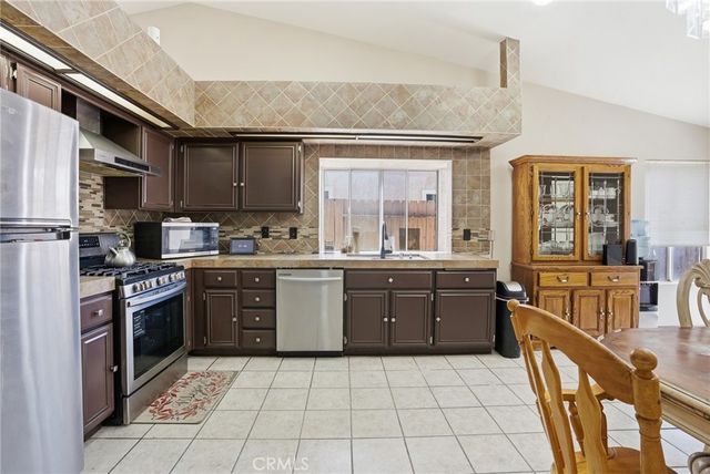 37621 Harvey, Palmdale, CA 93550