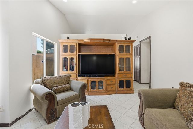 37621 Harvey, Palmdale, CA 93550