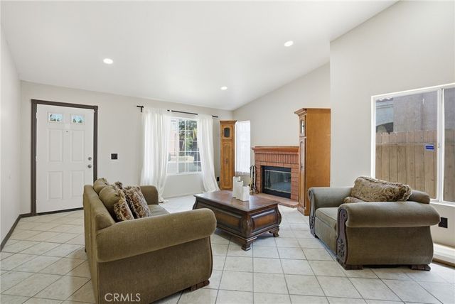 37621 Harvey, Palmdale, CA 93550
