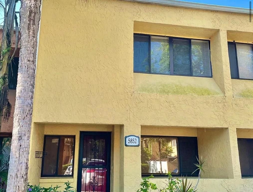 5852 WINDHOVER DRIVE 585, Orlando, FL 32819