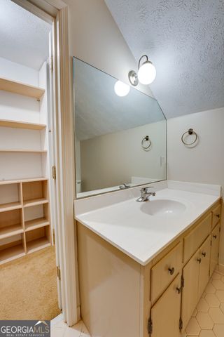 1100 Willow Bend, Roswell, GA 30075