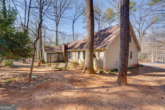 1100 Willow Bend, Roswell, GA 30075