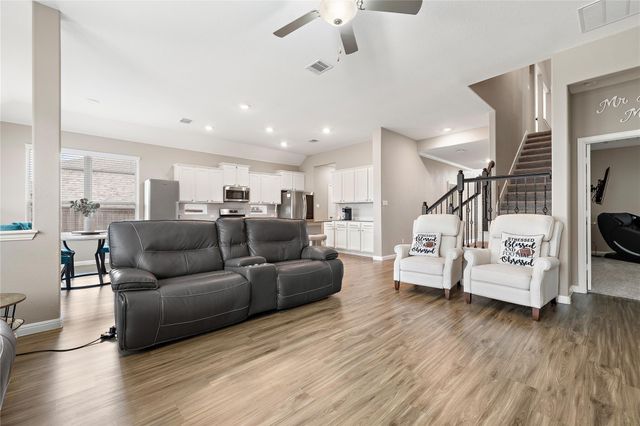 129 Magdalene WAY, Liberty Hill, TX 78642