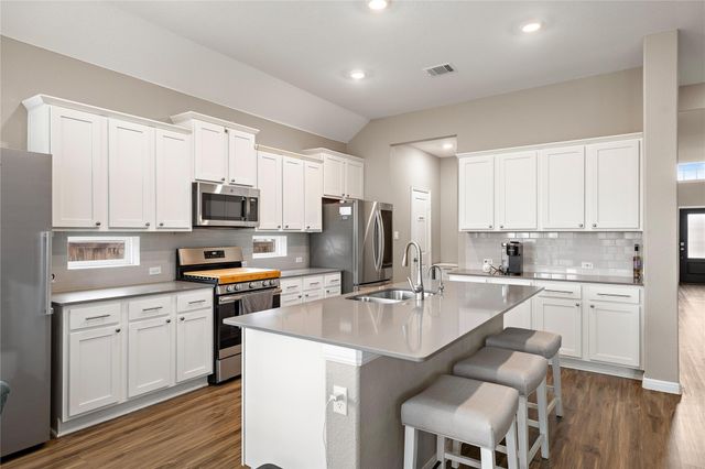 129 Magdalene WAY, Liberty Hill, TX 78642