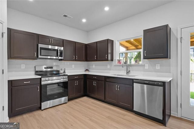 229 Dupont Drive, Cartersville, GA 30121
