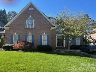 18815 Dembridge Drive, Davidson, NC 28036
